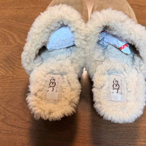 Vintage Ugg Tan Sheepskin Lined Wood Soled Clogs size 7/38 - Picture 6 of 16